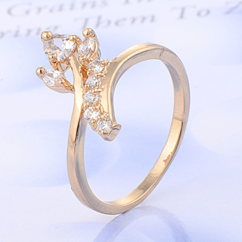 Gold Plated Crystal Fashion Circle Women Ring
